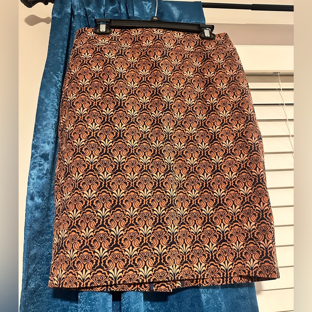 Loft Pencil Skirt